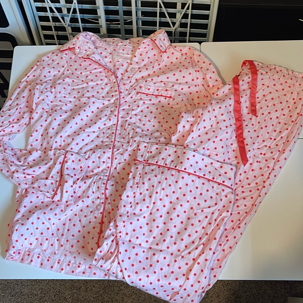 Victoria’s Secret pajama set